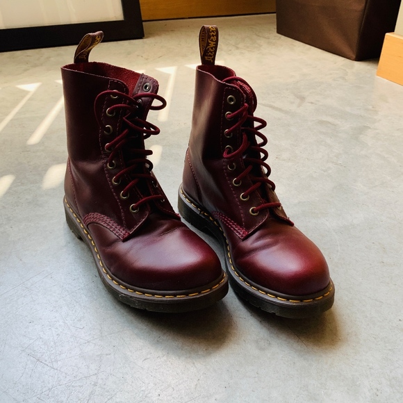 dr martens pascal shiraz red